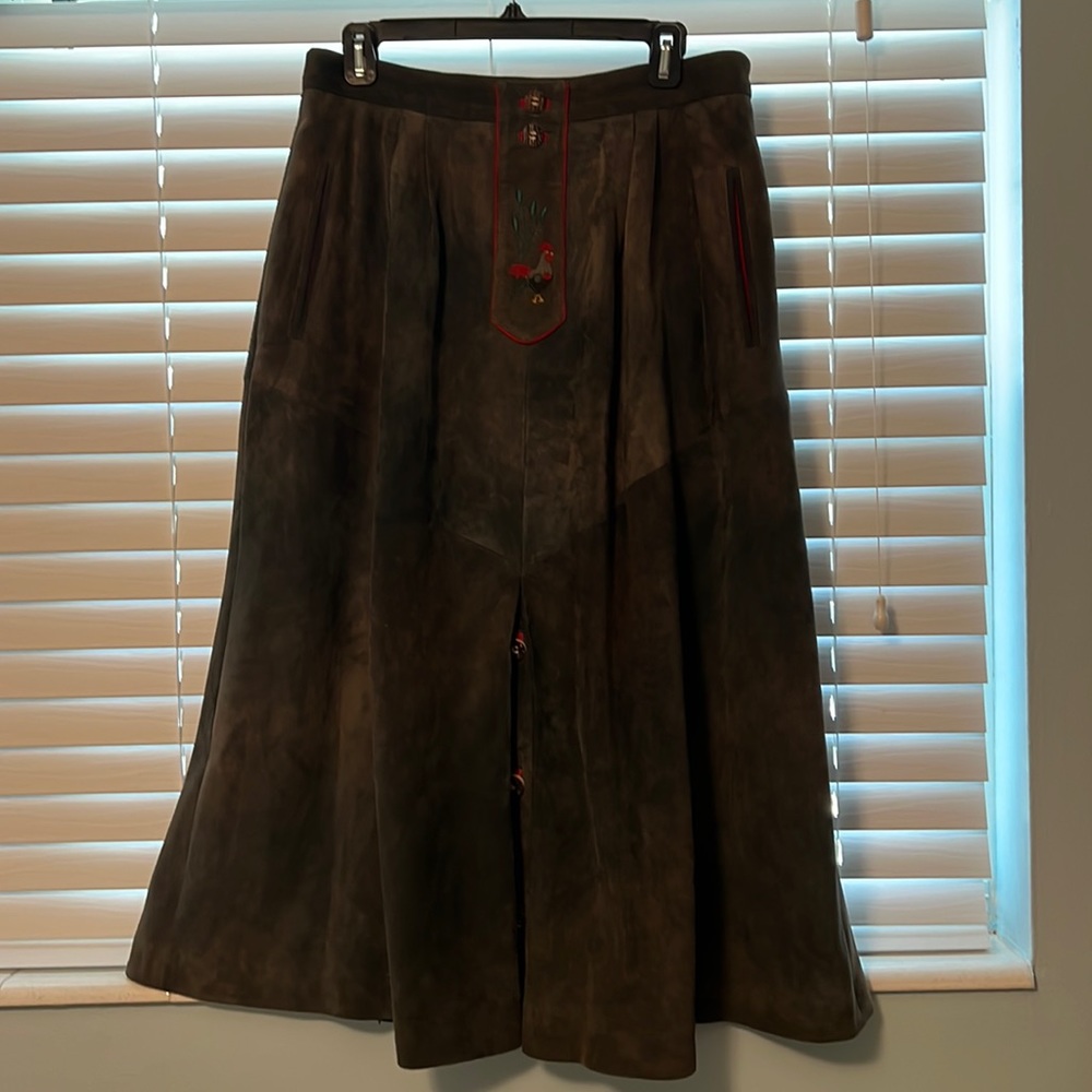 Authentic Austrian suede skirt. EU 38